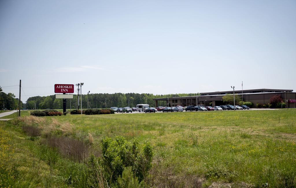 Ahoskie Inn Екстер'єр фото