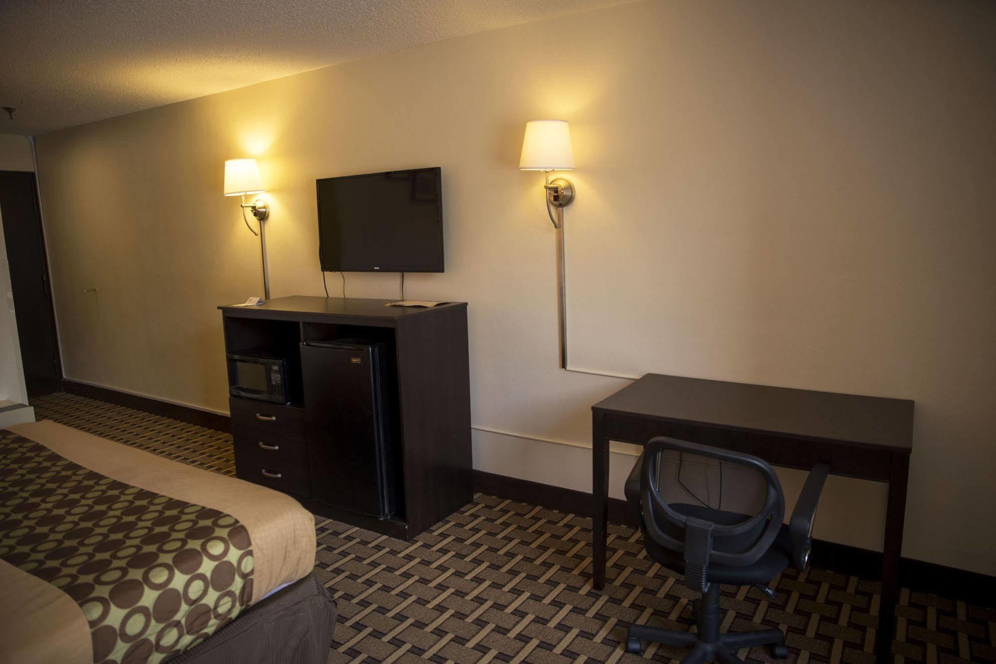Ahoskie Inn Екстер'єр фото
